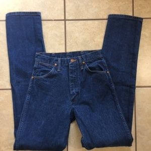 Women's/Juniors Wrangler Jeans SZ 5X36 (26X36)